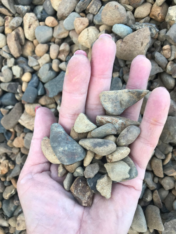 Mangatangi river stone 0520 01