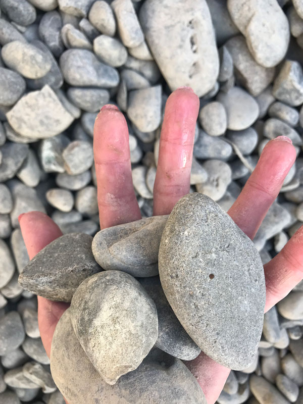 River stones 2060 01